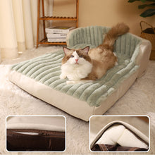 Load image into Gallery viewer, HOOPET Pet Sleeping Bed Winter Warm Cushion
